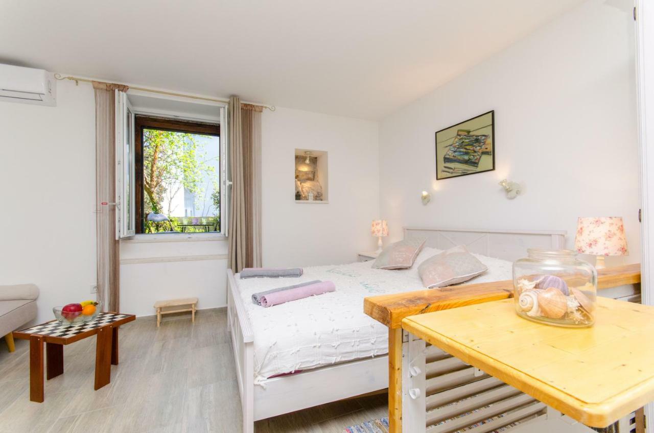 Apartment Hello Love Сплит Екстериор снимка